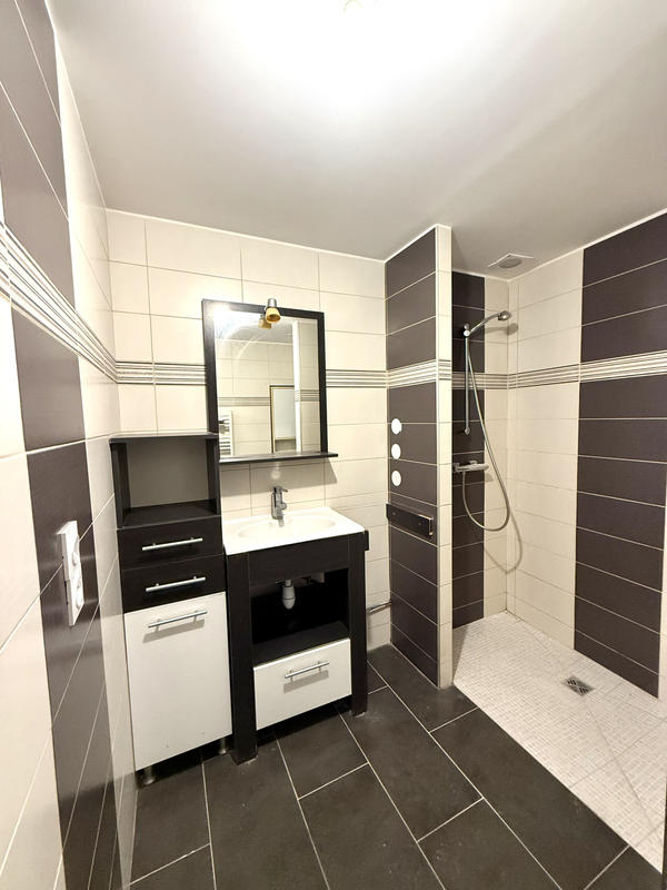 Appartement - 58 m² - 3 pièces