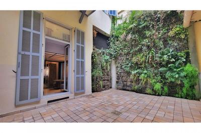 Loft - 57 m² - 2 pièces