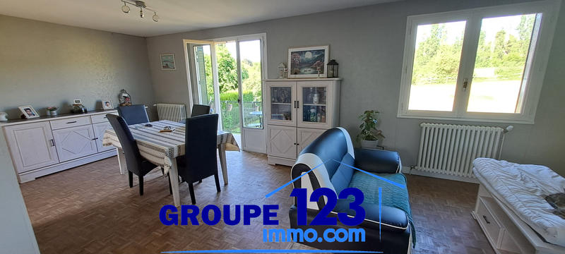 Maison - 93 m² - 4 pièces