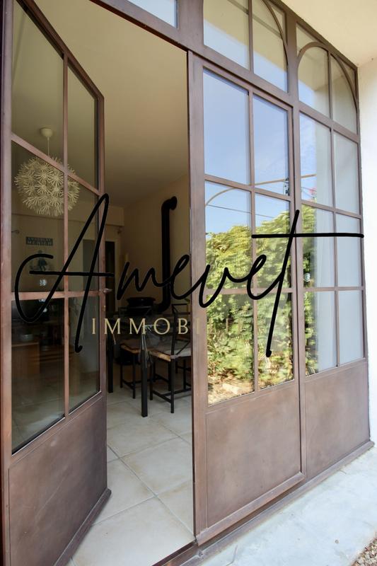 Mas - 204 m² - 9 pièces