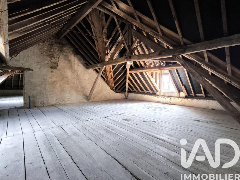 Maison - 232 m² - 10 pièces