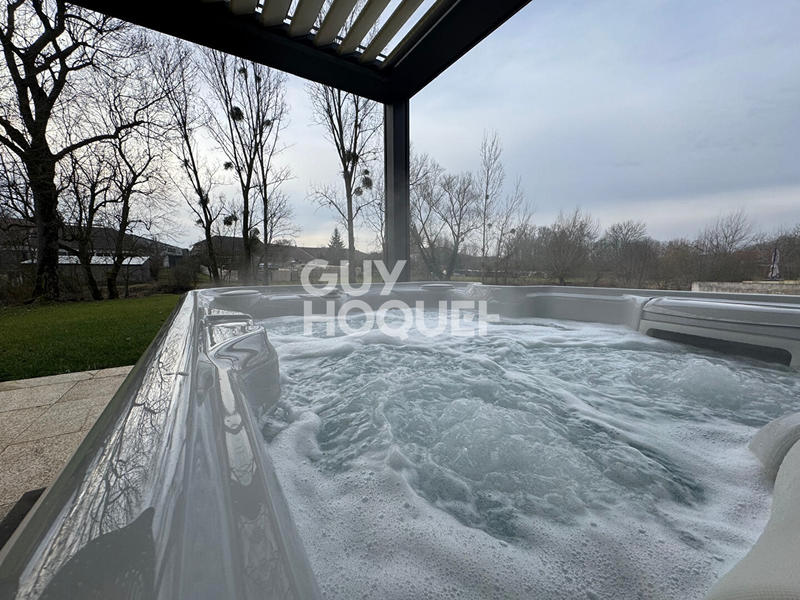 Maison - 320 m² - 6 pièces