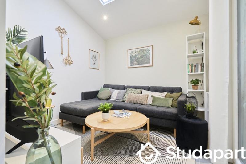 Chambre - 12 m² - 1 pièce