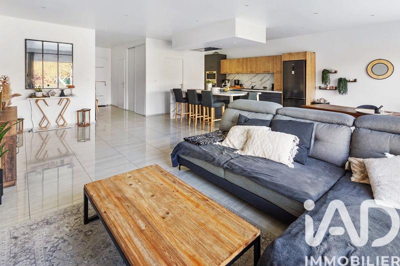 Maison - 114 m² - 4 pièces