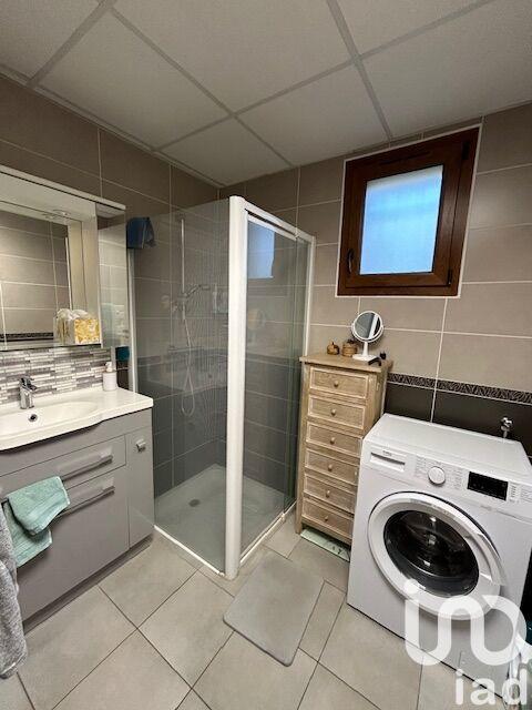 Maison - 216 m² - 6 pièces