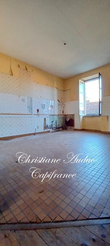 Maison - 144 m² - 8 pièces