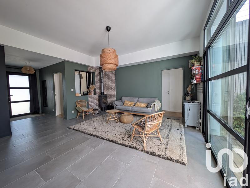 Maison - 224 m² - 8 pièces