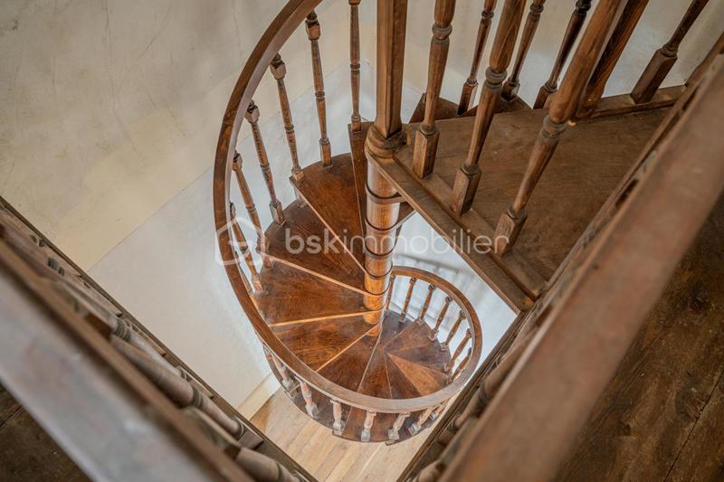 Duplex - 239 m² - 8 pièces