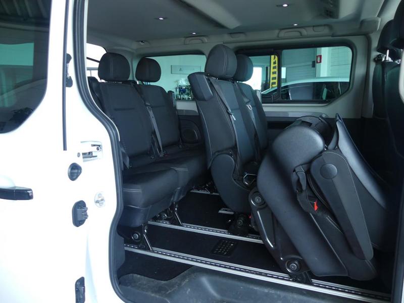 Opel Vivaro 2018 - Diesel Boîte manuelle II Combi 1.6 Cdti 125 Eco s/S 2.7 L1h1 Tourer
