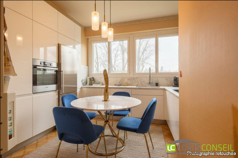 Appartement - 90 m² - 4 pièces