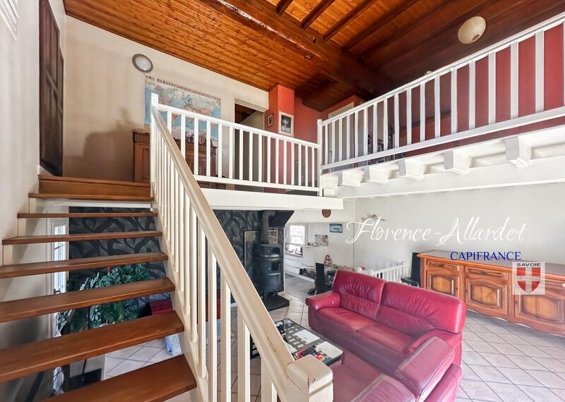 Propriété - 185 m² - 5 pièces