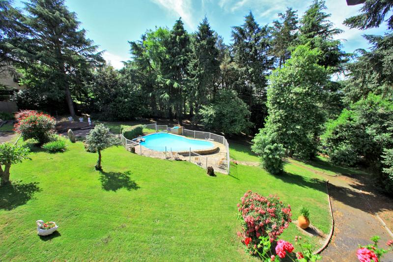 Fonds de commerce - 1 000 m²