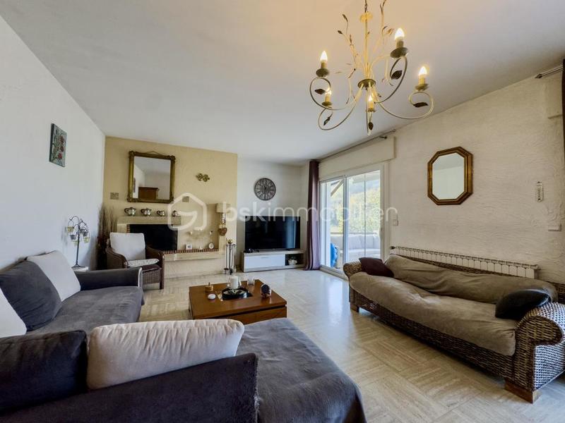 Maison ancienne - 200 m² - 6 pièces