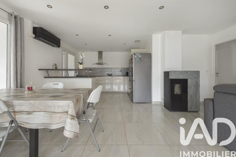 Maison - 137 m² - 5 pièces