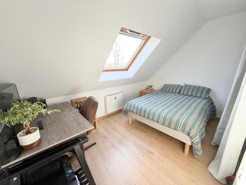 Maison - 96 m² - 5 pièces