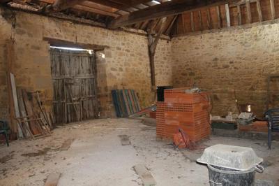 Grange - 125 m² - 1 pièce