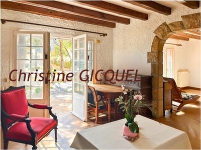 Maison - 144 m² - 4 pièces