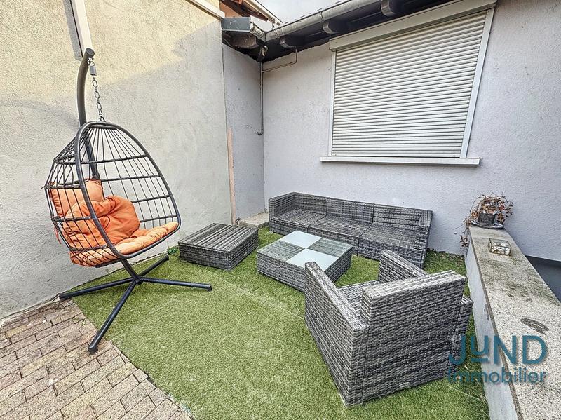 Maison - 98 m² - 4 pièces