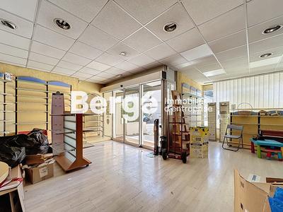 Local commercial - 133 m²