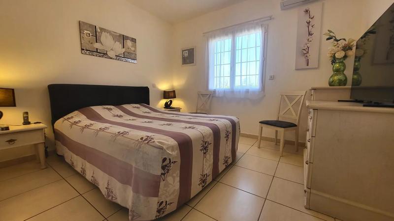 Villa - 220 m² - 6 pièces