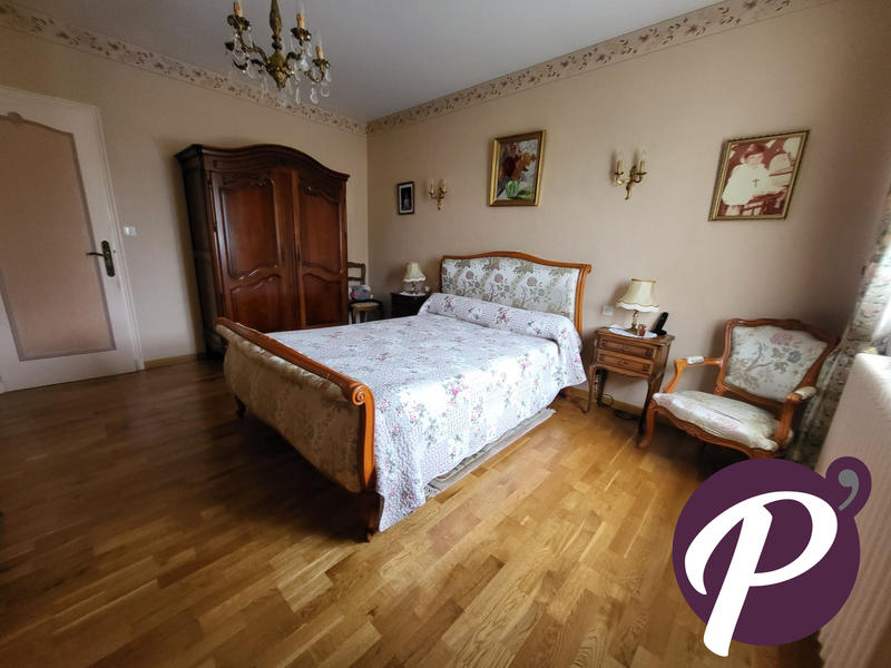 Maison - 120 m² - 7 pièces