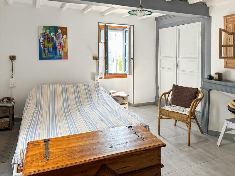 Maison en pierre - 89 m² - 4 pièces