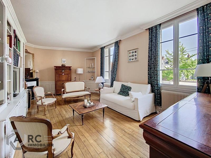 Appartement - 136 m² - 7 pièces