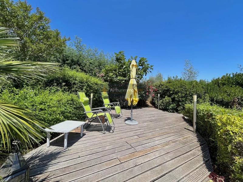 Maison - 215 m² - 7 pièces