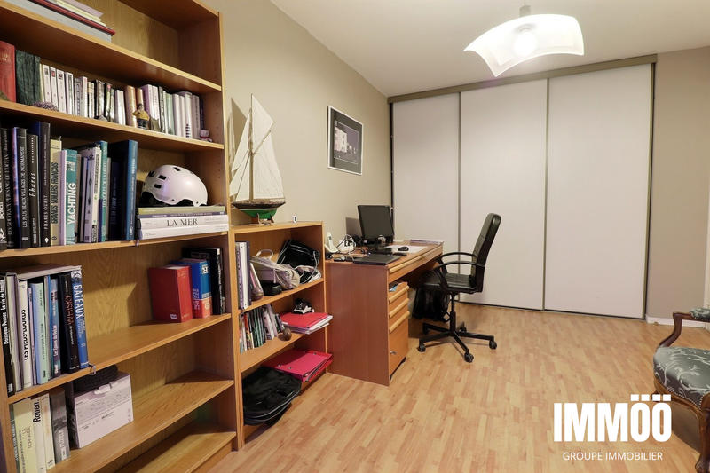 Appartement - 82 m² - 4 pièces