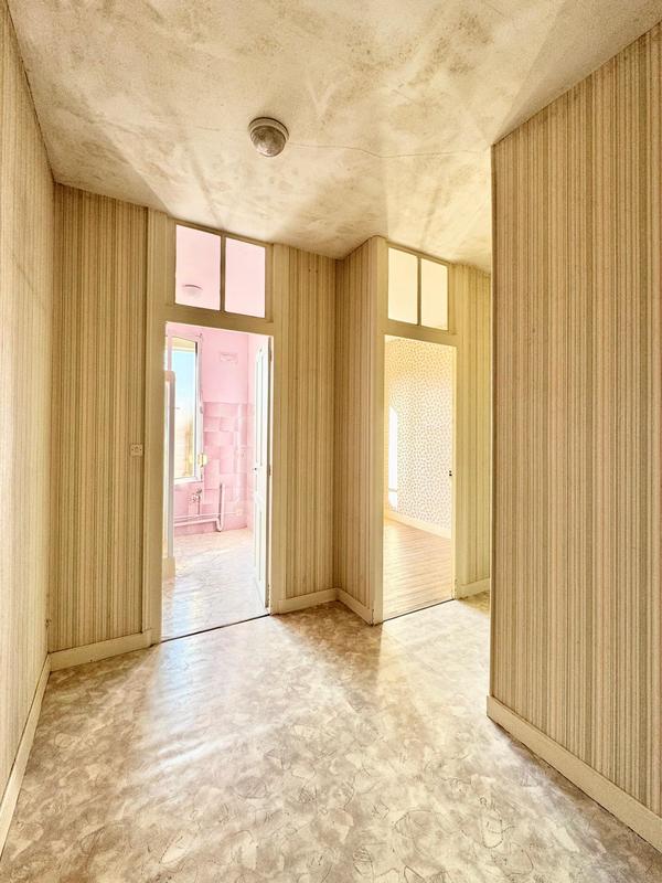 Duplex - 107 m² - 6 pièces