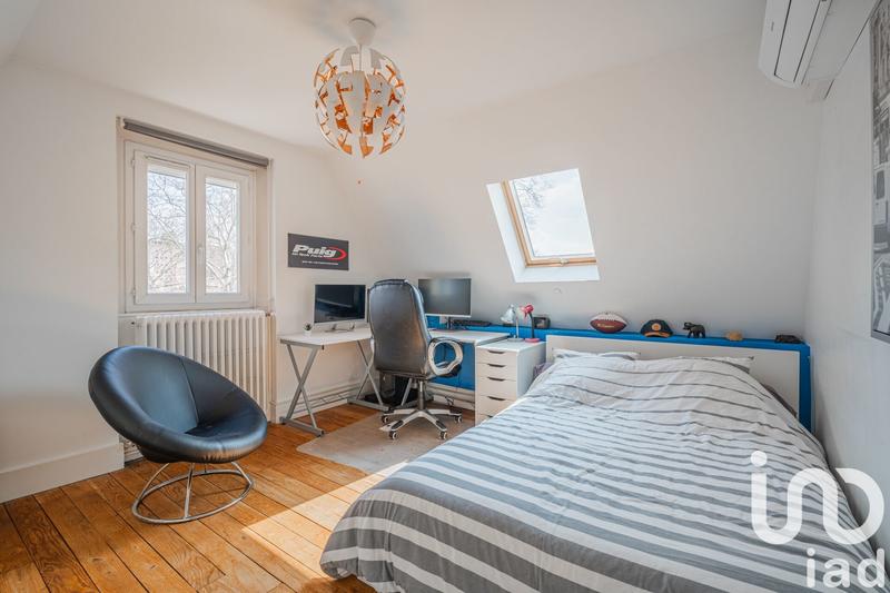 Maison - 149 m² - 7 pièces