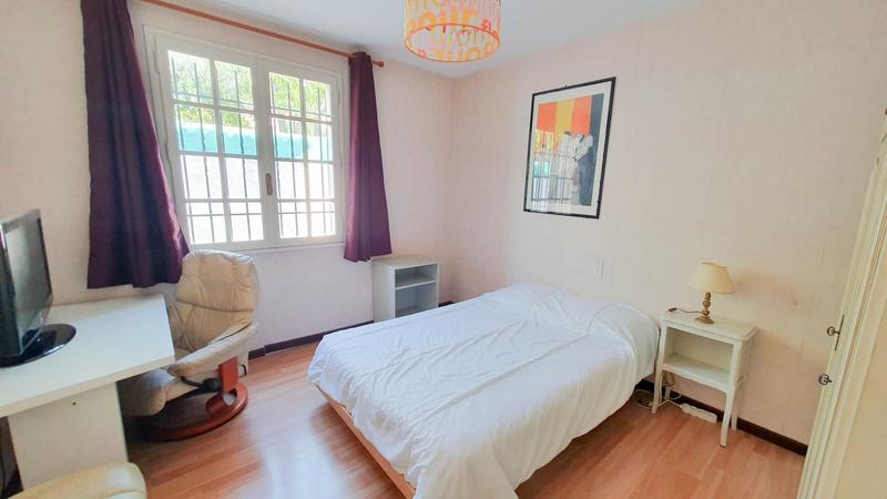 Villa - 245 m² - 7 pièces