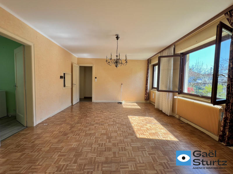 Maison - 182 m² - 8 pièces