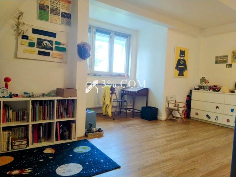 Maison - 217 m² - 7 pièces