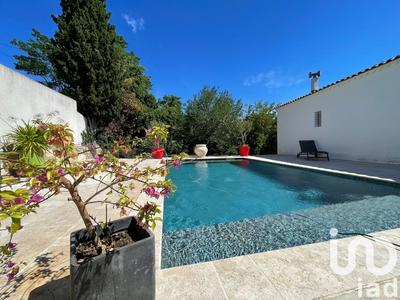 Maison - 258 m² - 6 pièces