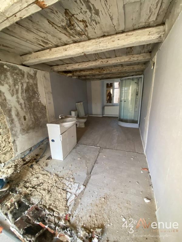 Immeuble - 76 m² - 4 pièces