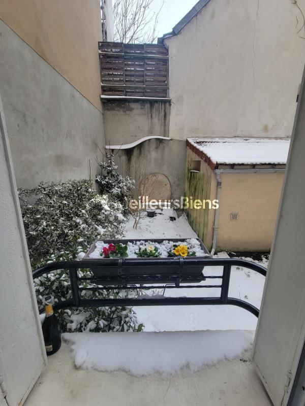 Studio - 13 m² - 1 pièce