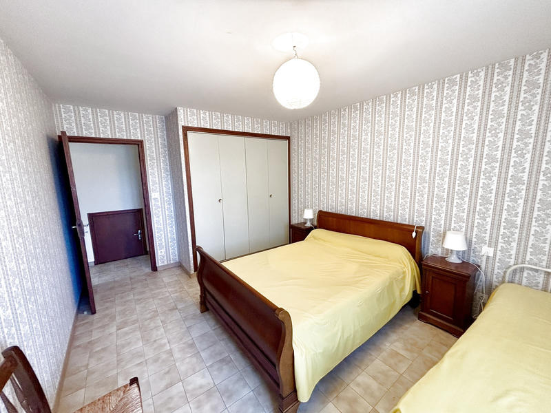 Villa - 180 m² - 8 pièces