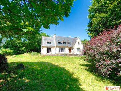 Maison - 165 m² - 8 pièces