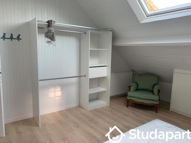 Chambre - 10 m² - 1 pièce