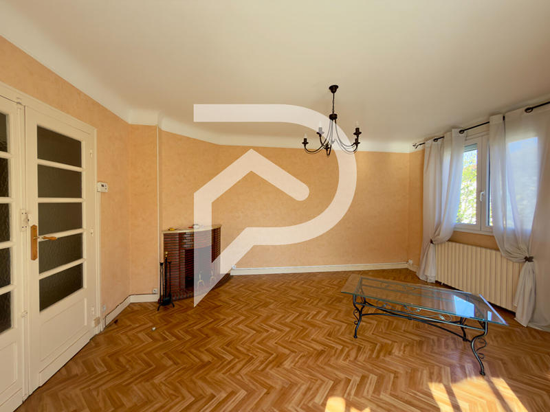 Maison - 144 m² - 6 pièces