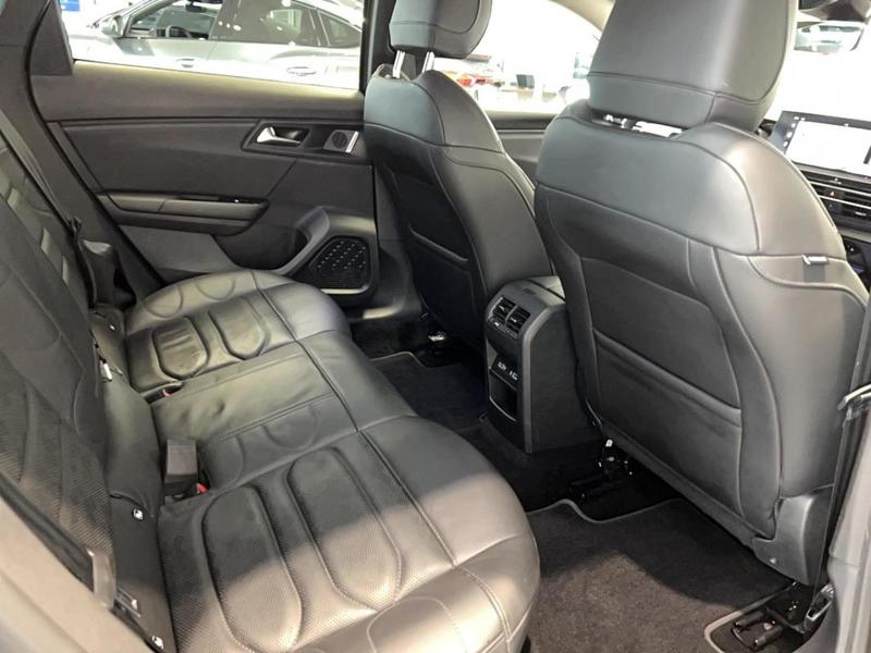 Citroën C5 X Hybride Rechargeable 225 s&amp;S e-Eat8 Shine Pack