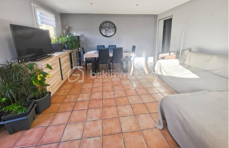 Appartement - 85 m² - 4 pièces