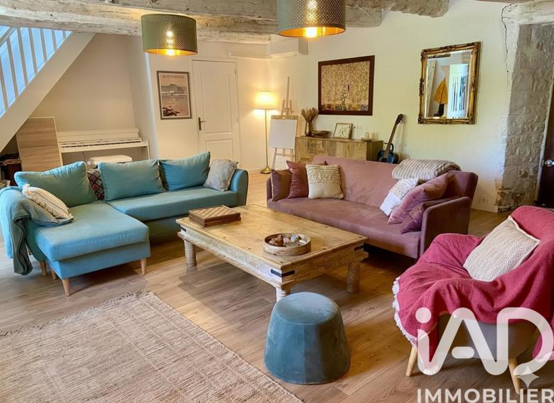 Maison - 210 m² - 7 pièces