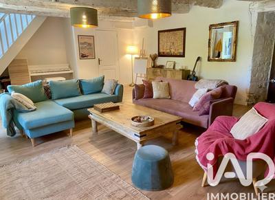 Maison - 210 m² - 7 pièces