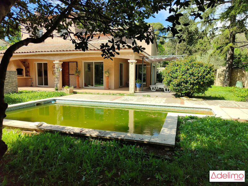 Villa - 141 m² - 5 pièces