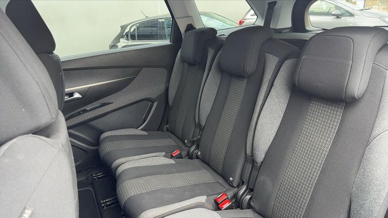 Peugeot 5008 II 1.2 PureTech 130 Eat8 Active Business