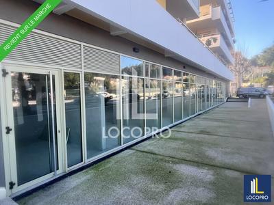 Local commercial - 180 m²