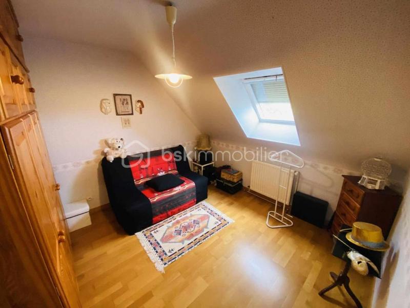 Maison traditionnelle - 140 m² - 7 pièces