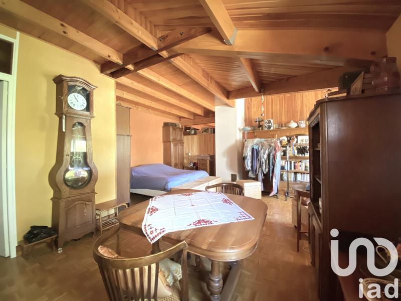 Maison - 174 m² - 8 pièces